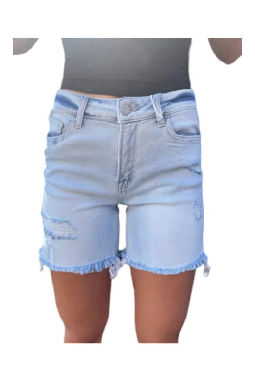 Poe Mid Rise Vintage Midi Shorts In Blue